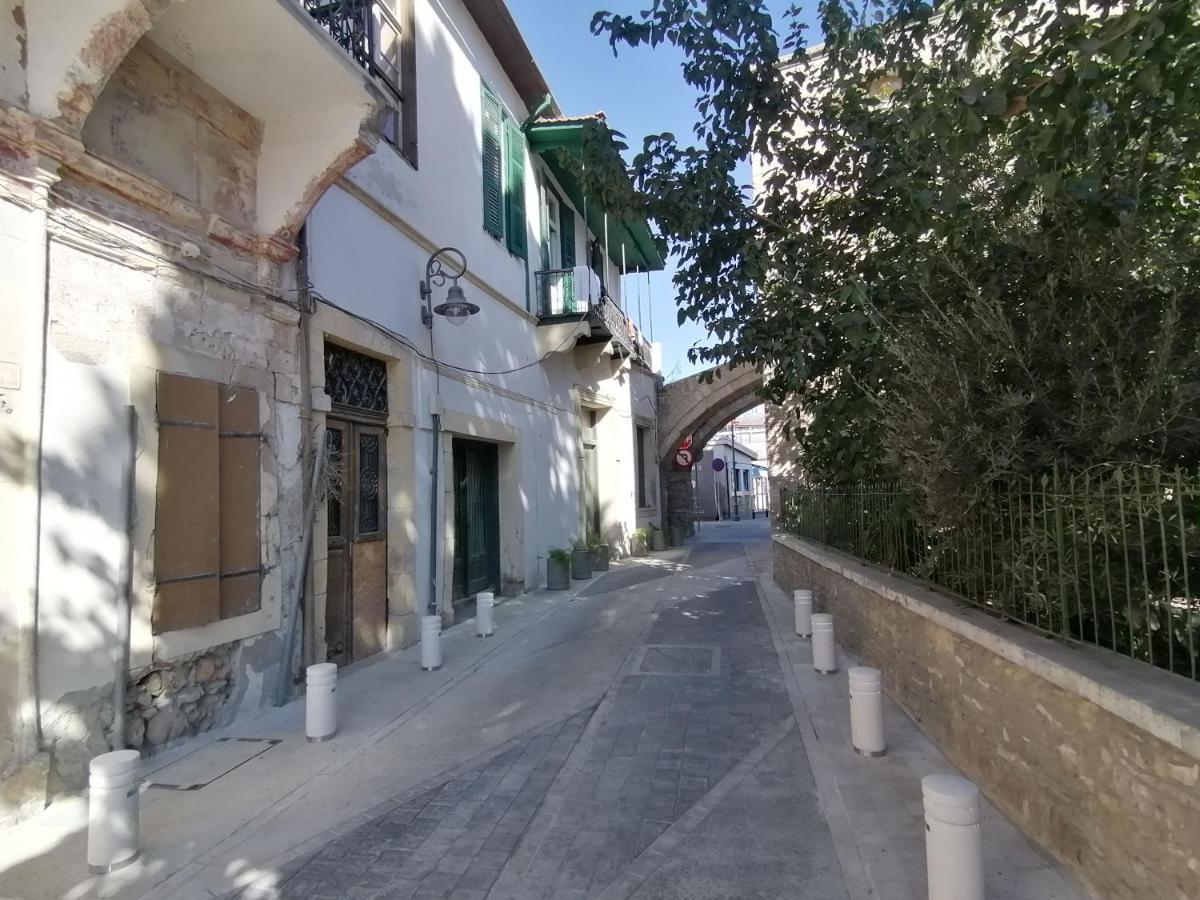 Le Mat Hostel Larnaca Esterno foto